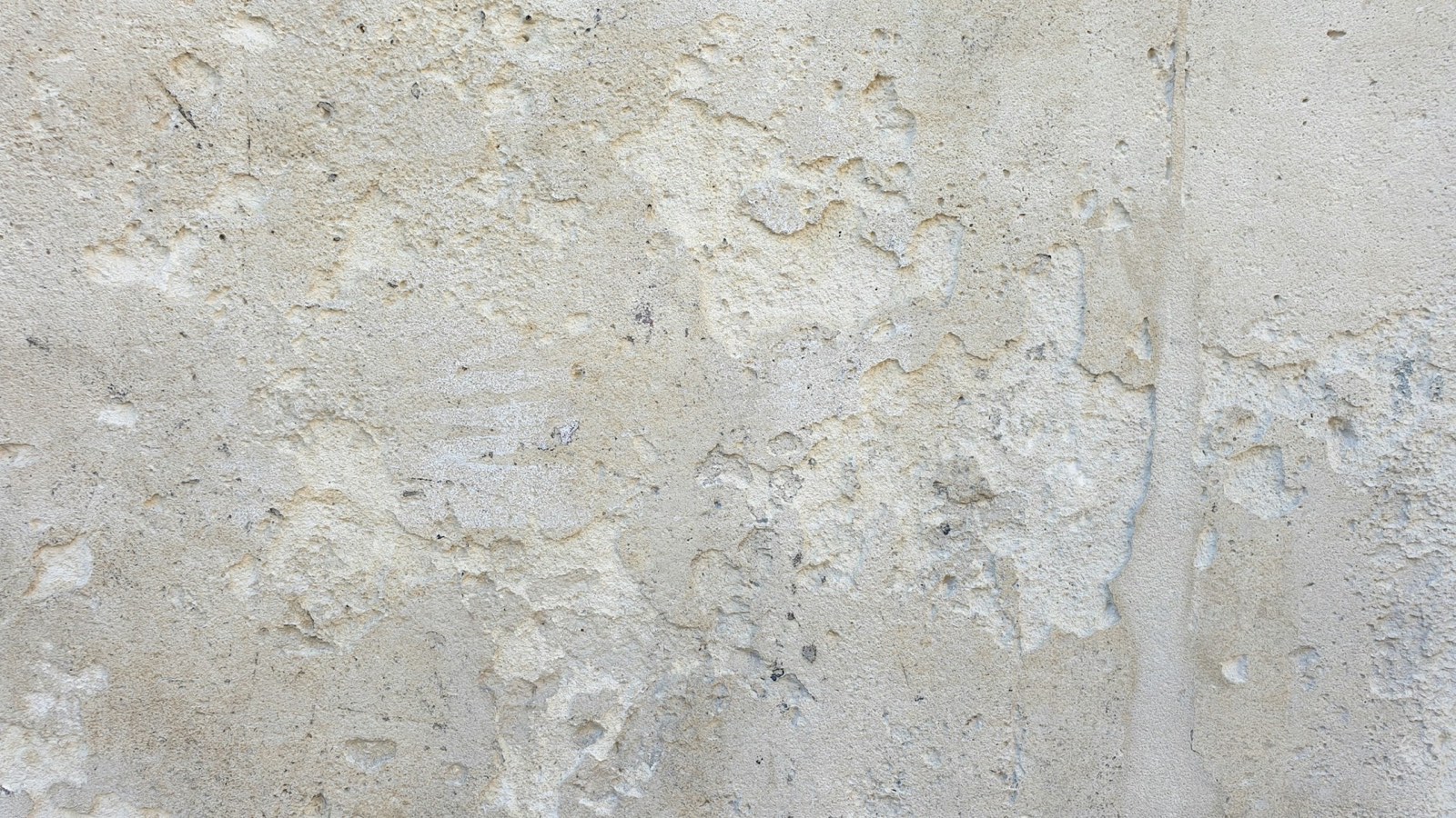 Limewash, Hand-troweled lime over a lime ground